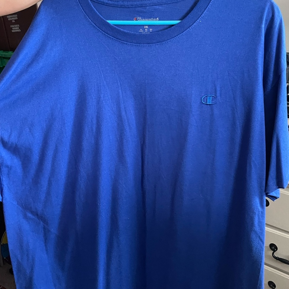 Champion t shirt